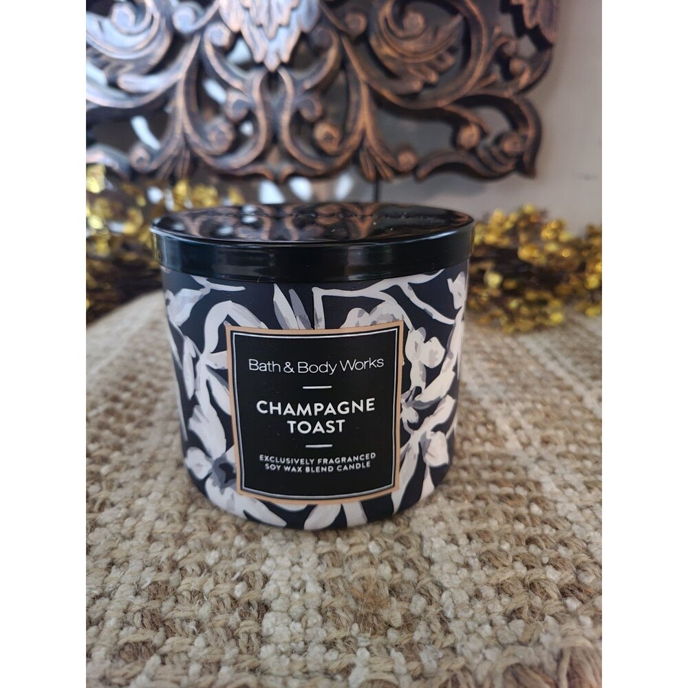 Bath & Body Works Champagne Toast 3-wick Candle
